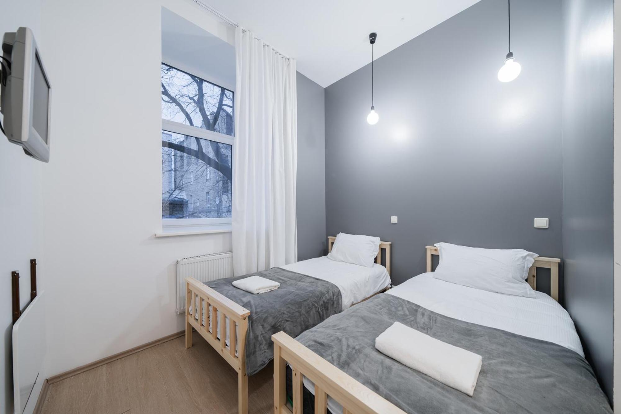 Hales Self Check-In Guest House Vilnius Exterior photo
