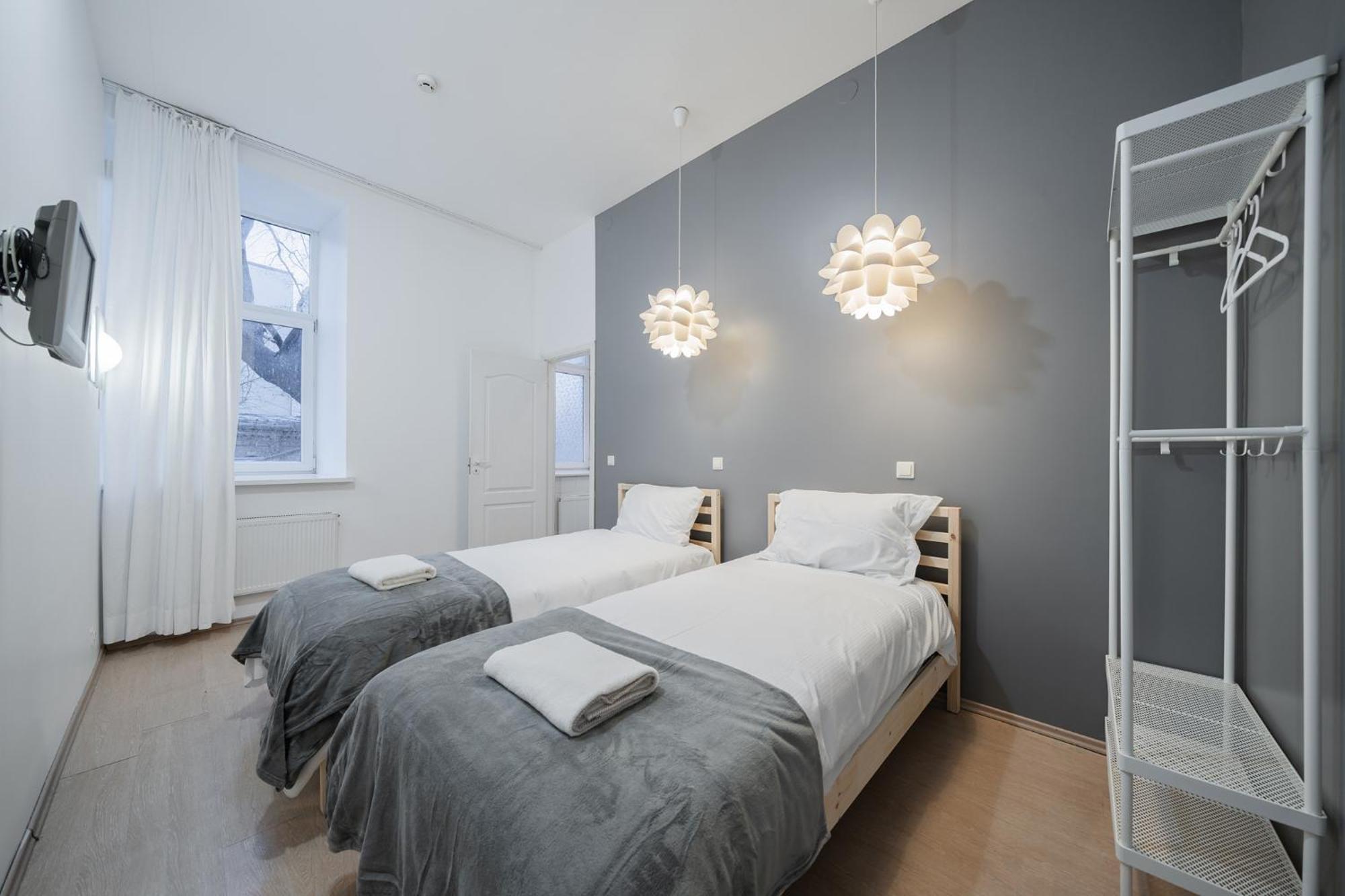 Hales Self Check-In Guest House Vilnius Exterior photo